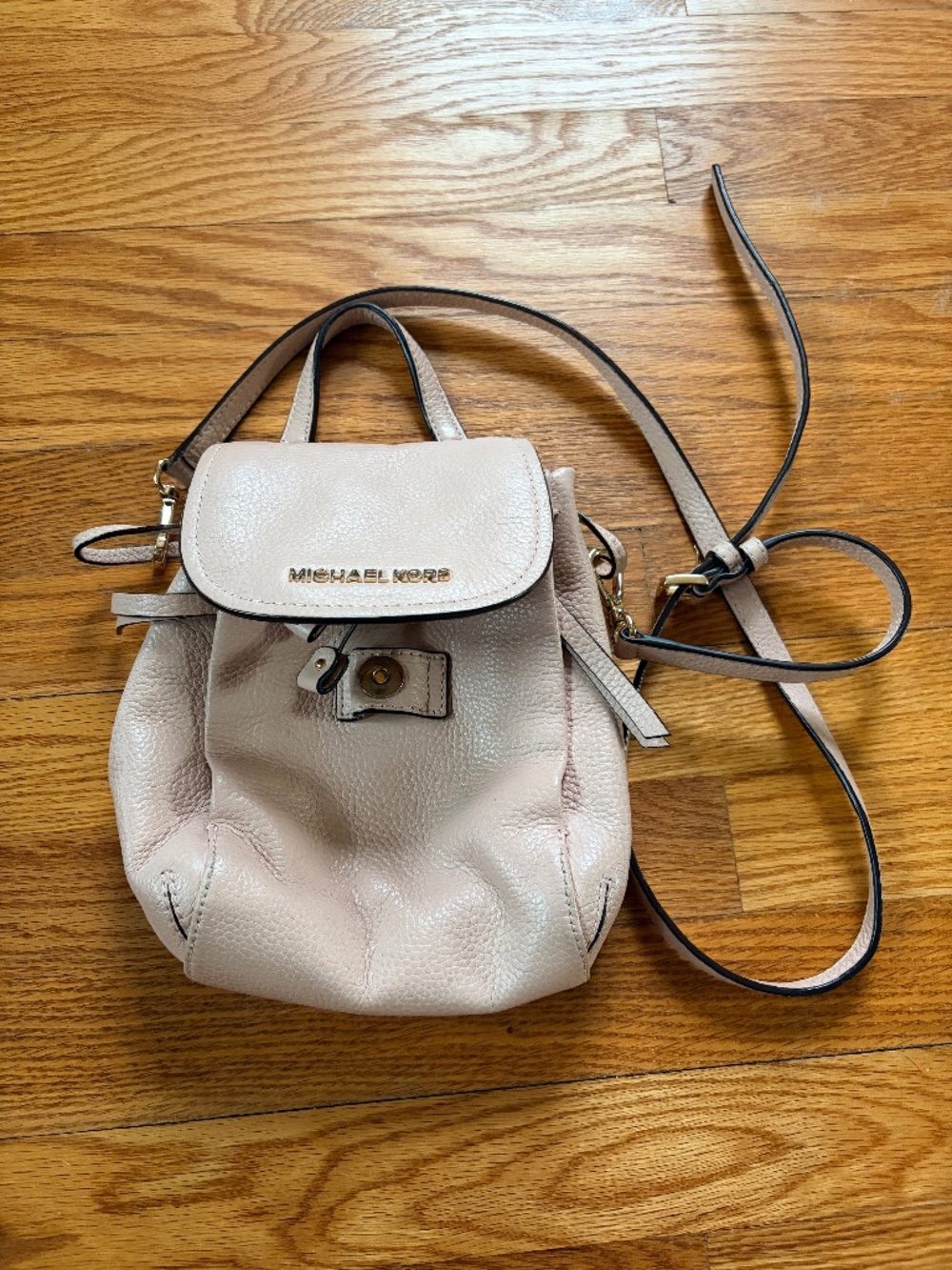 MICHAEL KORS Riley Bag